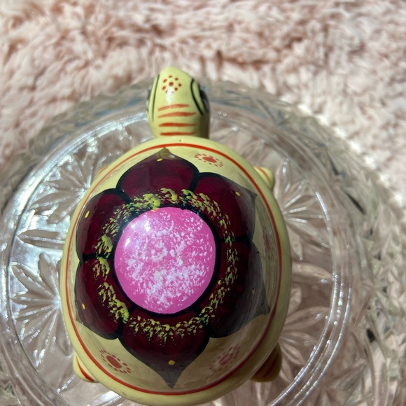 Hand painted Turtle clay Talavera trinket storage jewelry box - Picture 7 of 13